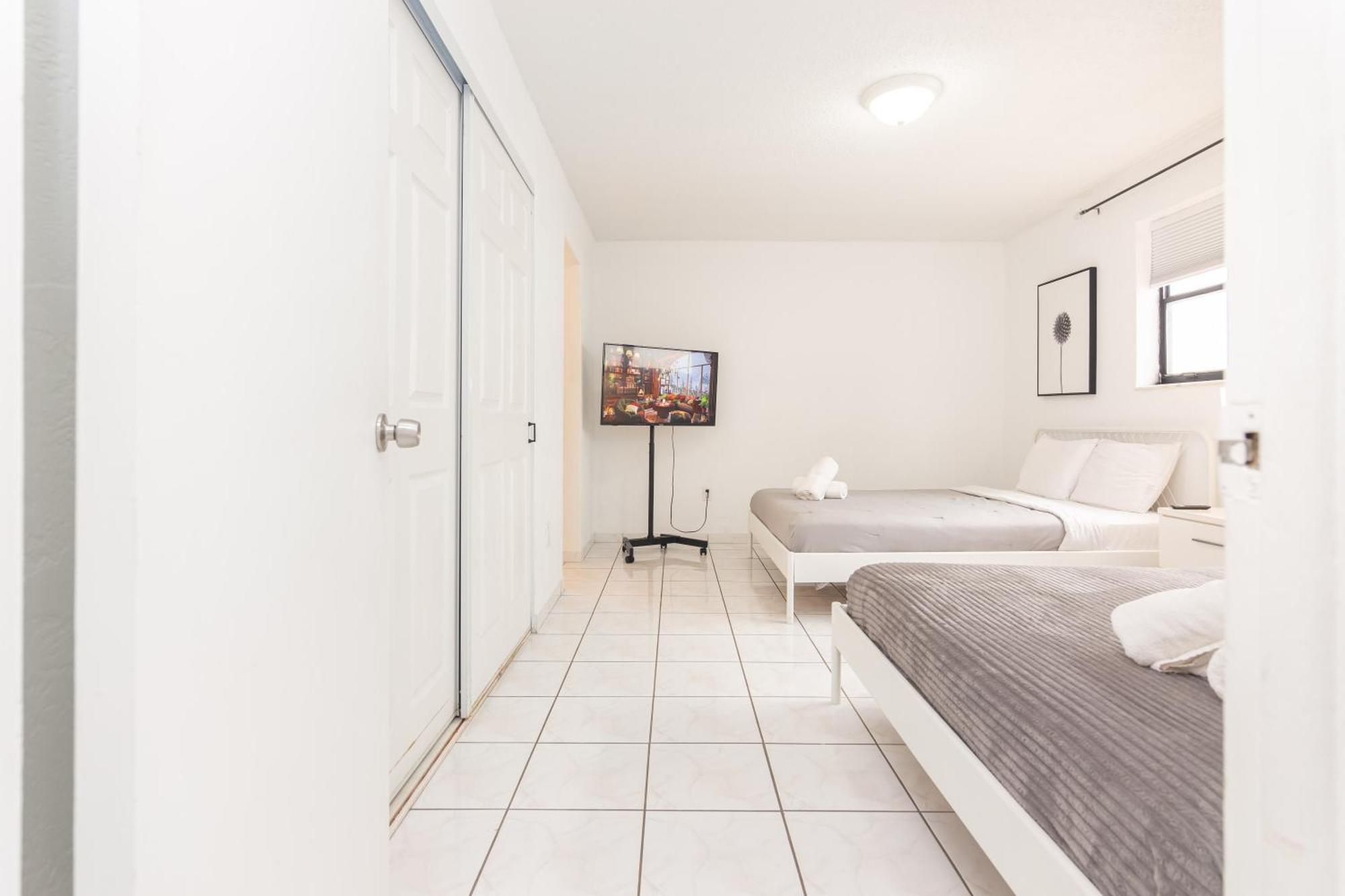 One Bedroom Apartment - With Parking & Balcony - Heart Of Wynwood Miami Exterior foto