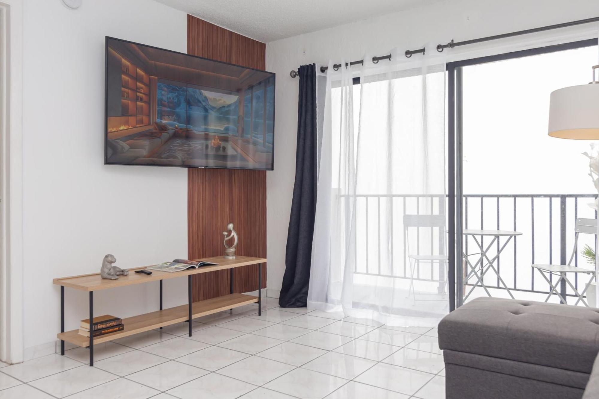 One Bedroom Apartment - With Parking & Balcony - Heart Of Wynwood Miami Exterior foto