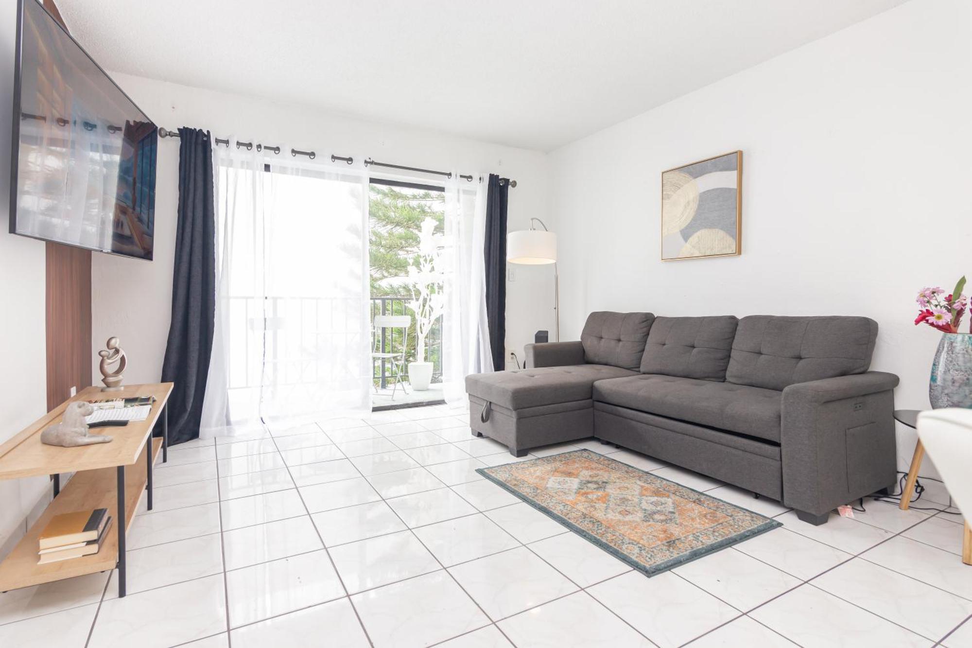 One Bedroom Apartment - With Parking & Balcony - Heart Of Wynwood Miami Exterior foto