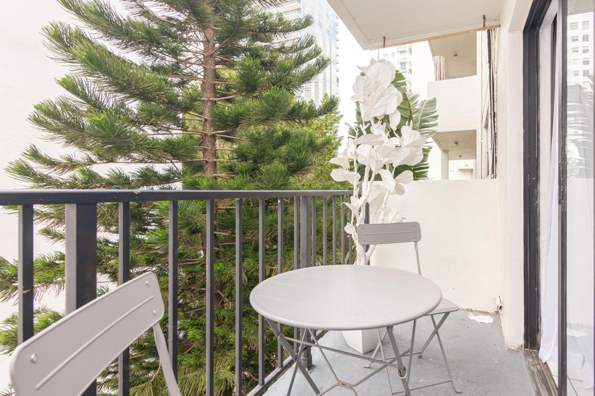 One Bedroom Apartment - With Parking & Balcony - Heart Of Wynwood Miami Exterior foto